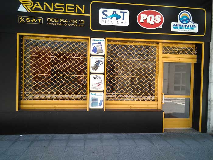 Fotografía de la entrada de Talleres Ransen.